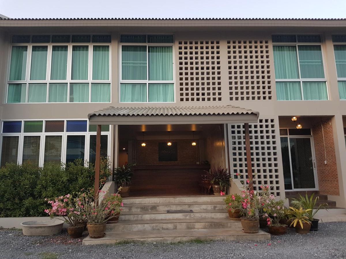 Mon-Dee Minihotel Nan Ngoại thất bức ảnh